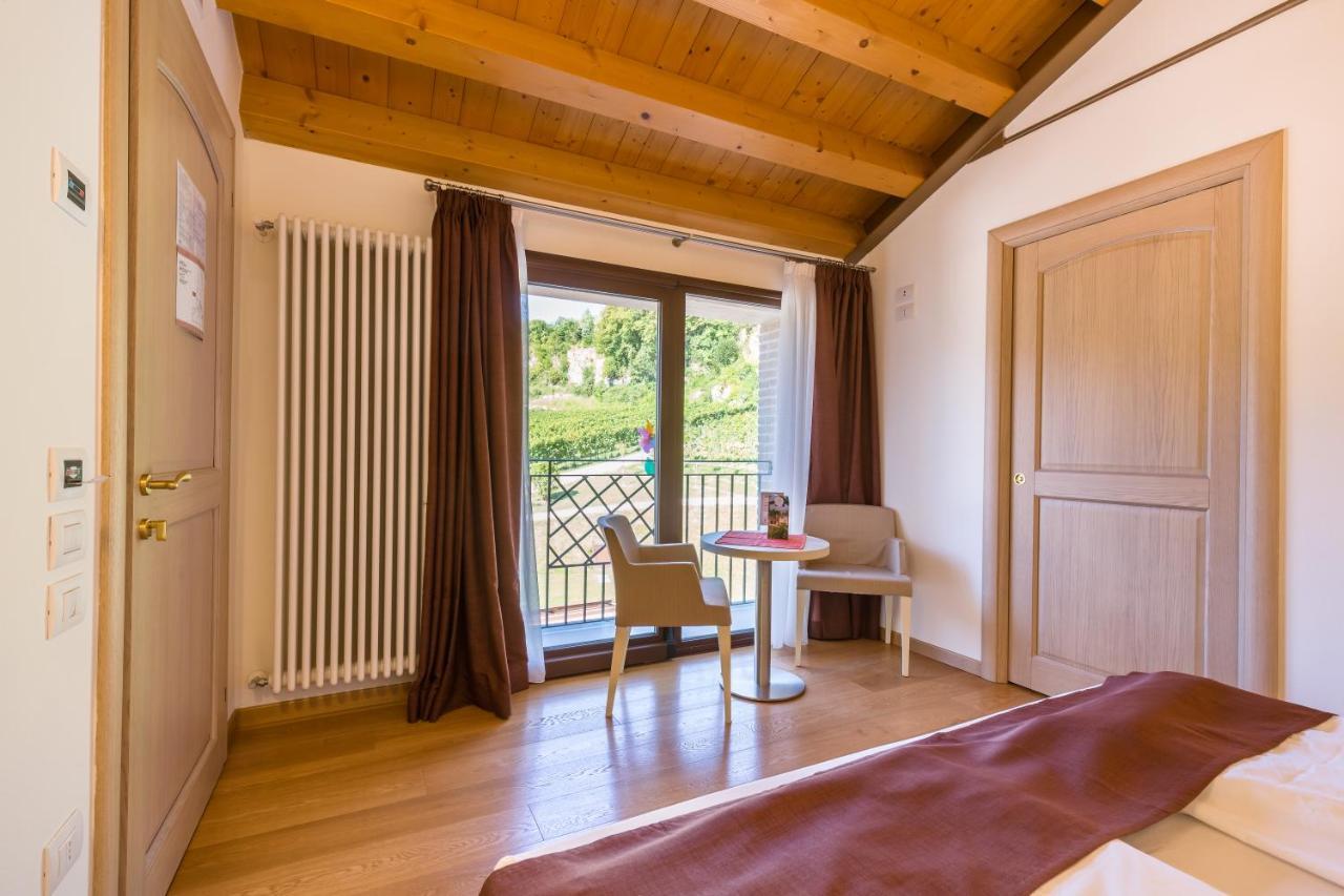 Tenuta Sant'Eufemia San Pietro Di Feletto Bagian luar foto